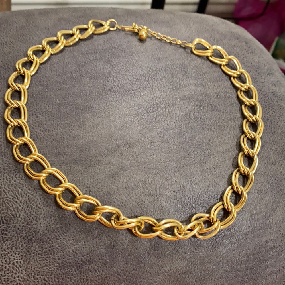 Gold tone Choker